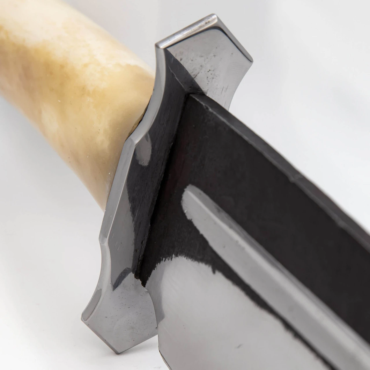 Great Outback Large Carbon Steel Collectible Bowie Hunting Knife W/ Sheath 6 Great Outback Large Carbon Steel Collectible Bowie Hunting Knife W/ Sheath - Image 6