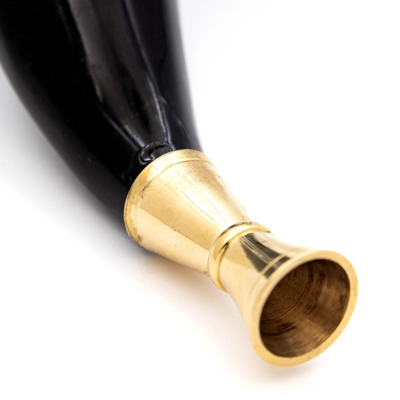 Roaring Thunderclap Viking Gjallarhorn Blowing Horn W/ Brass Detailing 5 Roaring Thunderclap Viking Gjallarhorn Blowing Horn W/ Brass Detailing - Image 5