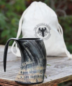 The Hooded Raven  Distressed Raider Large Viking Drinking Horn Tankard Mug [L] -Daggers Store IN60816L. 62065.1602690045